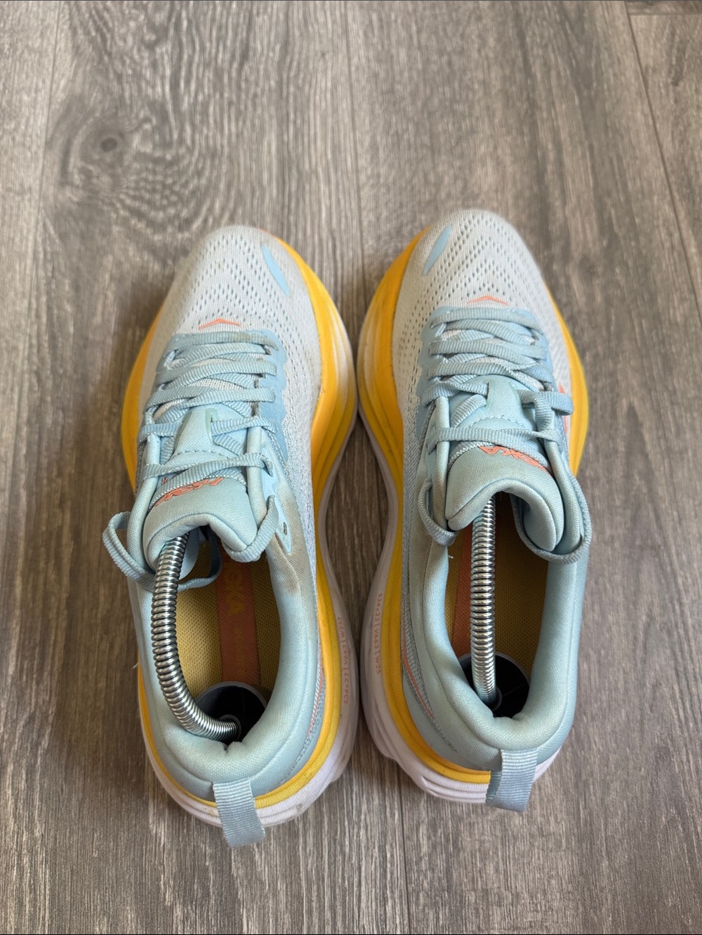 Hoka Bondi 8 Women's Pale Blue & Yellow Cushioned Running Shoes with Coral Logo - Picture 8 of 10